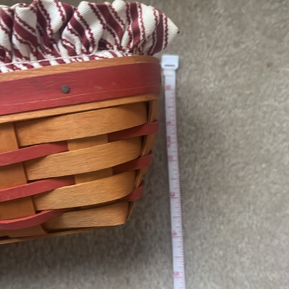 Longaberger Sweetheart Basket - Picture 11 of 11